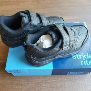 Black stride rite